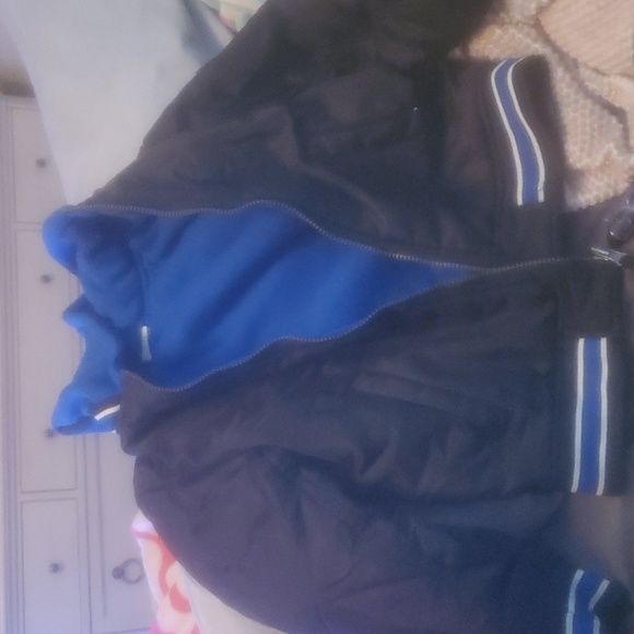 Jacket - Picture 3 of 3